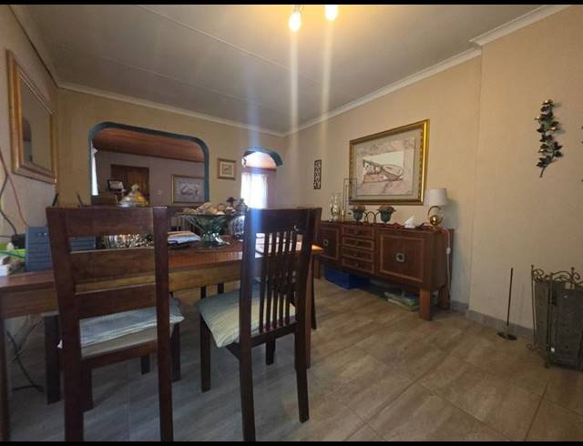 4 BEDROOM HOUSE FOR SALE IN ELANDSPARK
